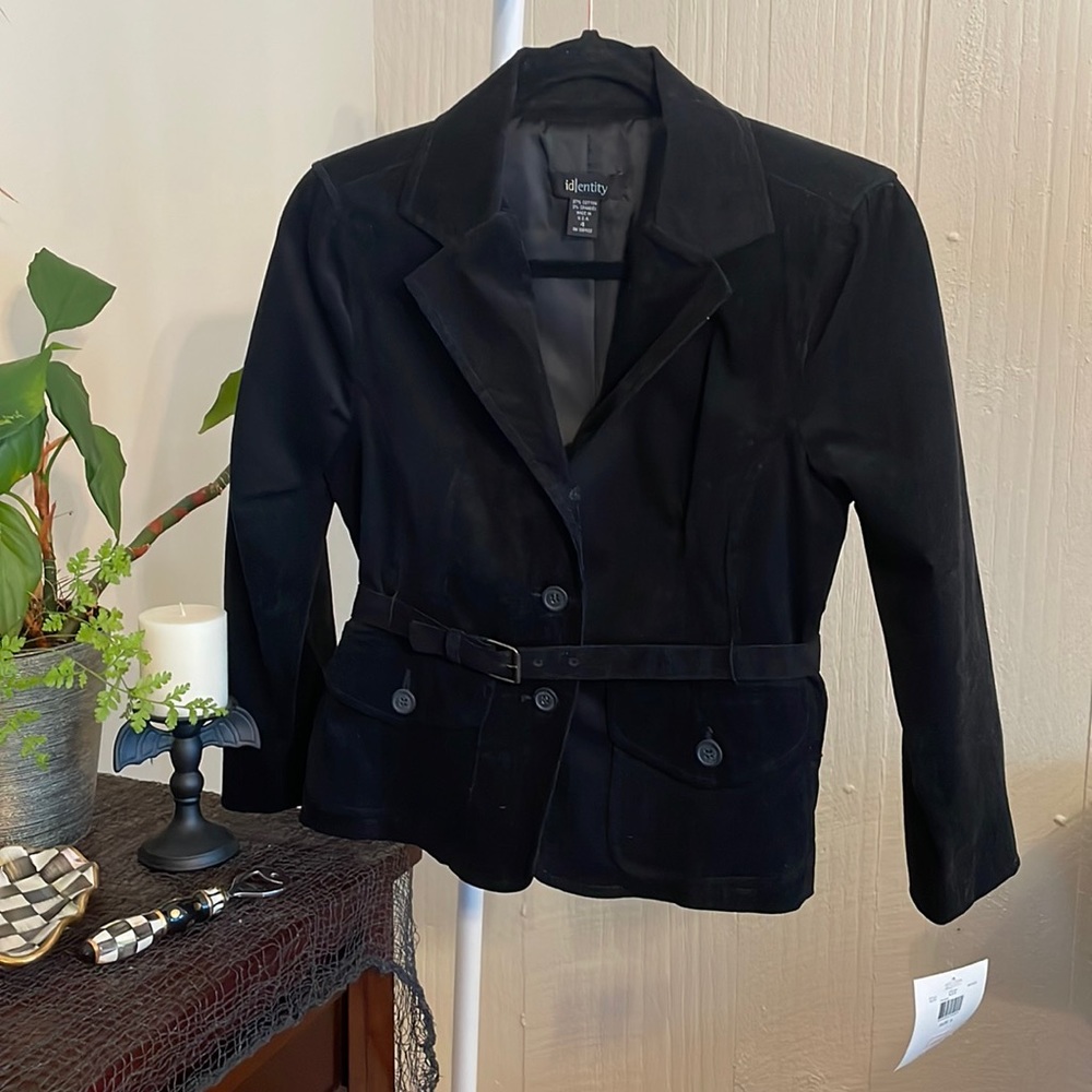 NEW identity Blazer